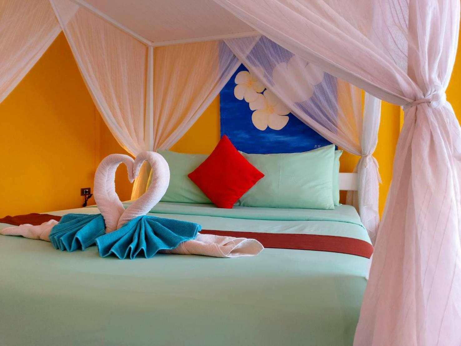 Lareena Resort Koh Larn Pattaya Екстериор снимка