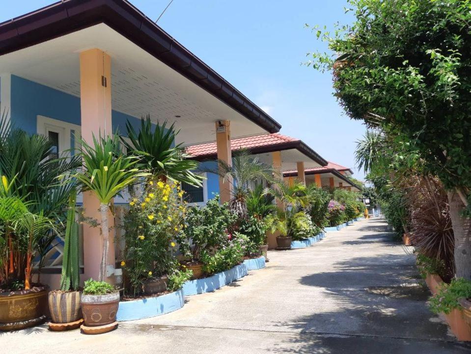 Lareena Resort Koh Larn Pattaya Екстериор снимка