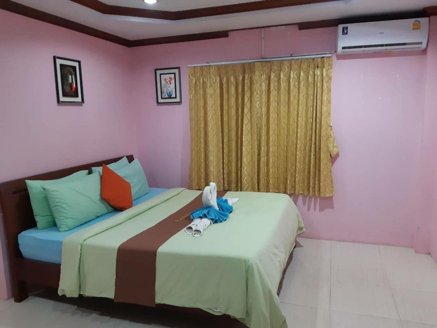 Lareena Resort Koh Larn Pattaya Екстериор снимка